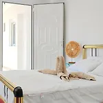 Tato: Horizon Haven With Panoramic Sea Views In Himare. Casa de hóspedes Himare