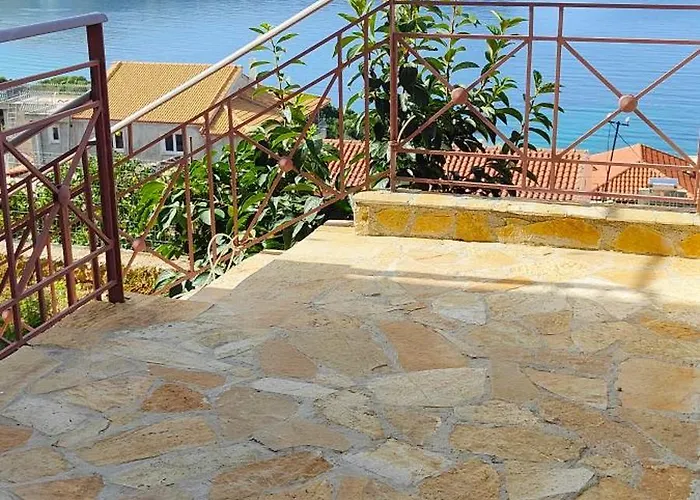 Gasthof Tato: Horizon Haven With Panoramic Sea Views In Himare. 3*